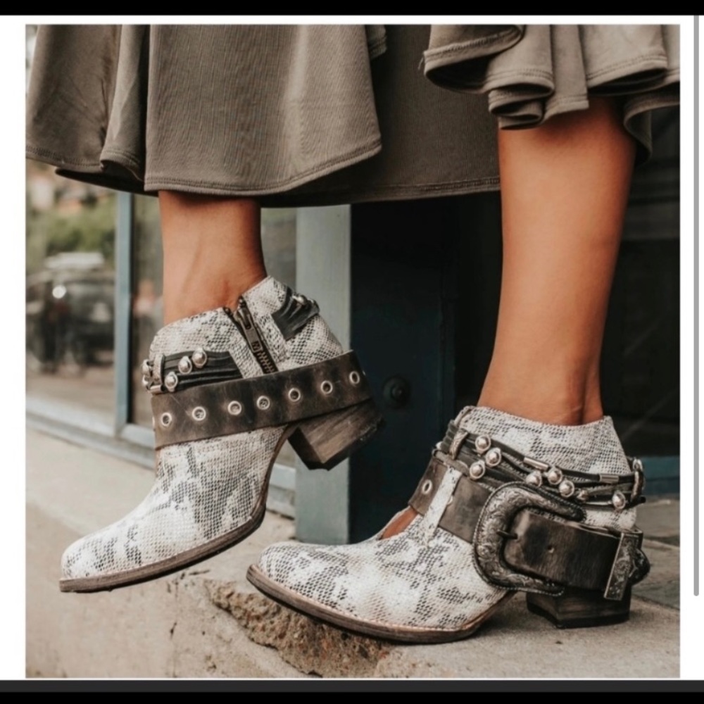 COPY - Freebird by Steven boots